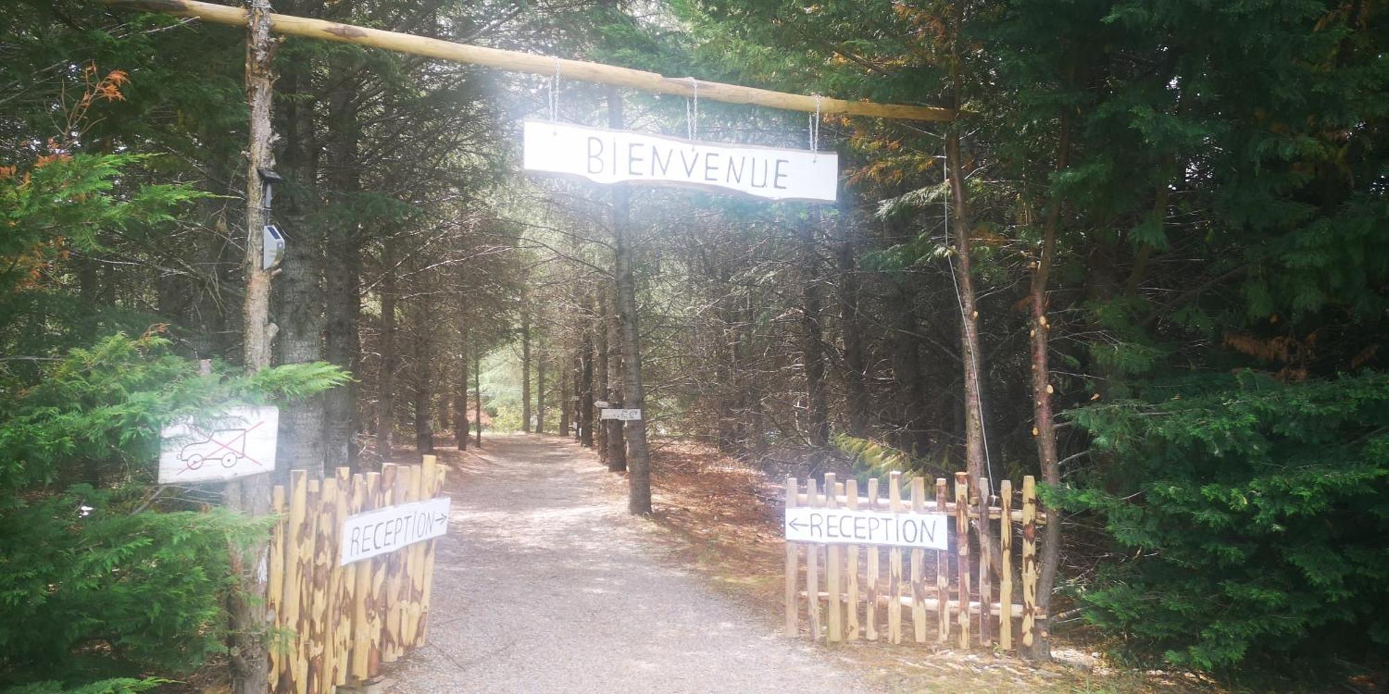 Domaine De La Vitarelle Glamping Villaniere エクステリア 写真