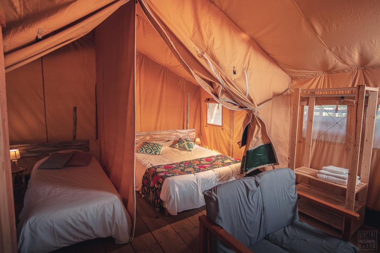 Domaine De La Vitarelle Glamping Villaniere エクステリア 写真